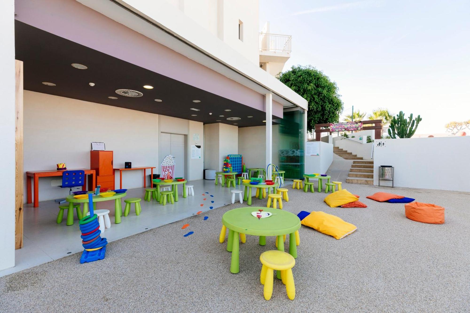 קוסטה טגוויסה Hd Beach Resort מראה חיצוני תמונה