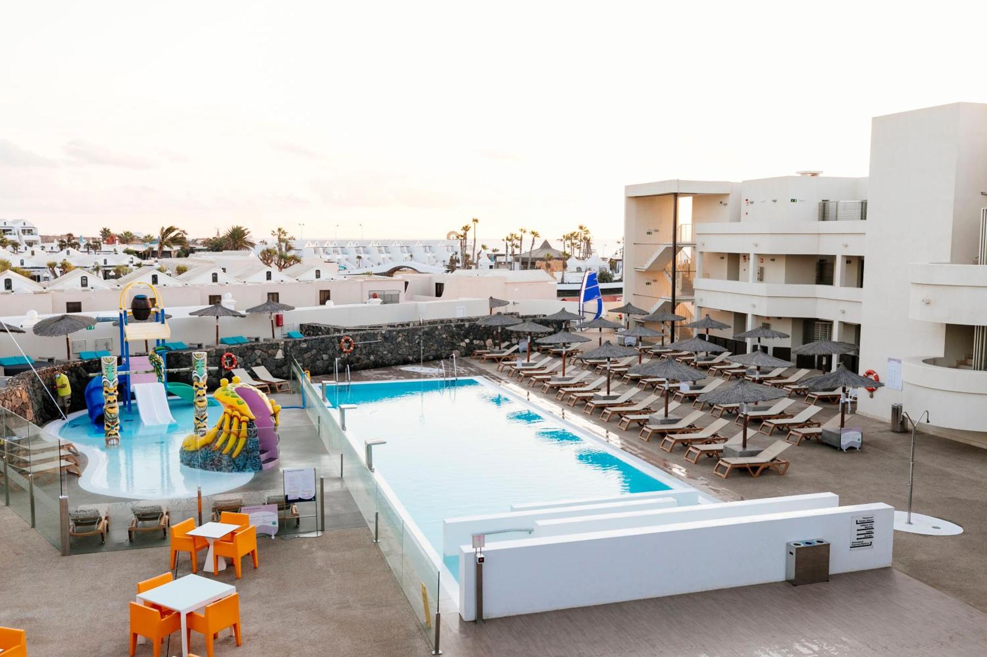קוסטה טגוויסה Hd Beach Resort מראה חיצוני תמונה